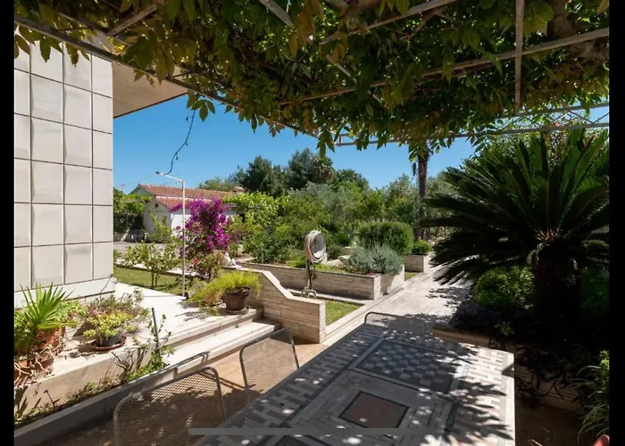 Villa Trogir Pantana Beach Villa